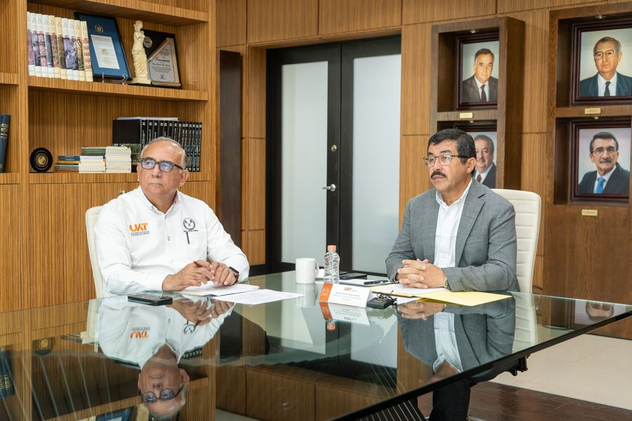 UAT Capacita a Más de 2 Mil Docentes en Evaluación y Socioformación